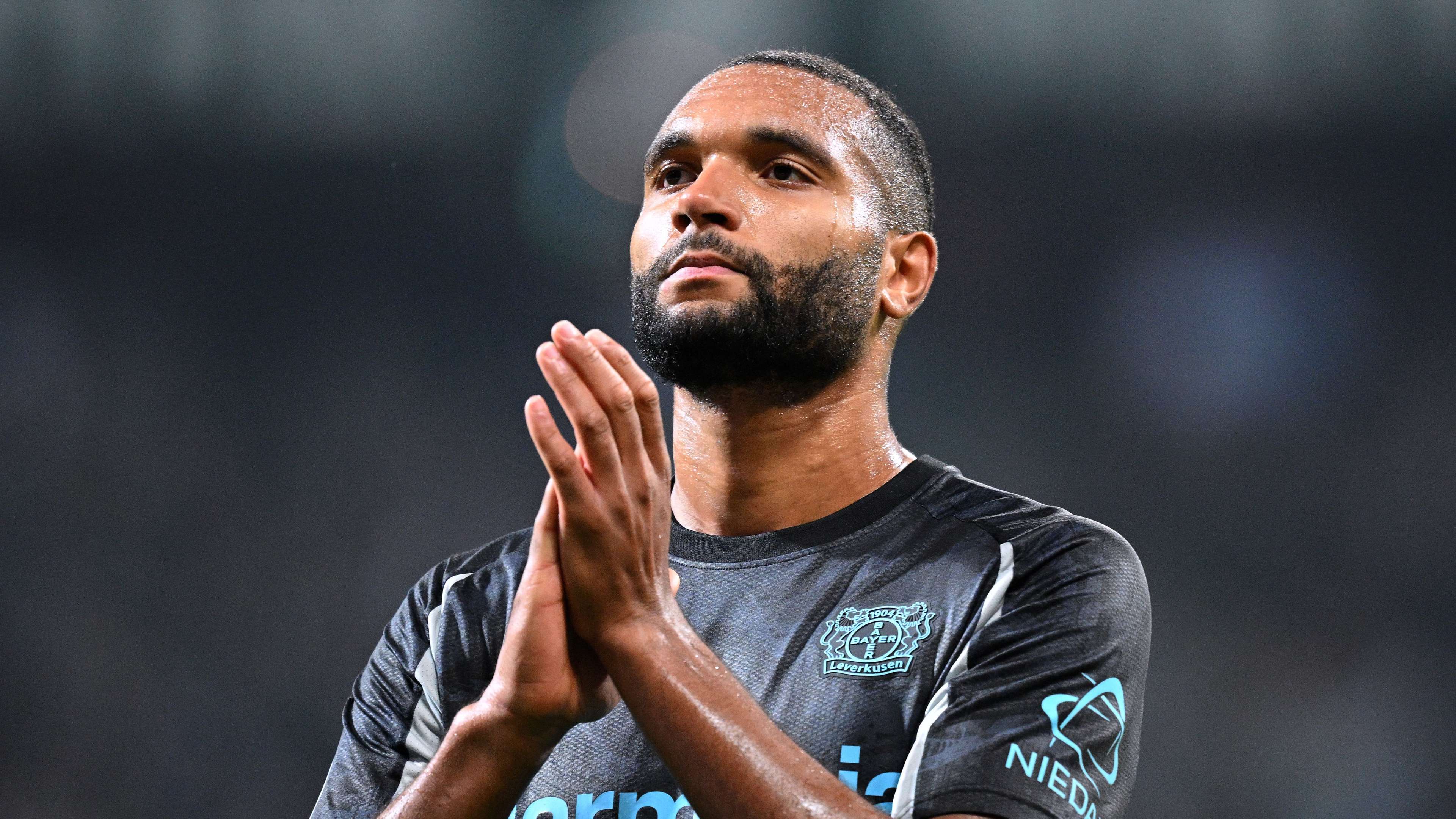 足球作为一 足球作为一